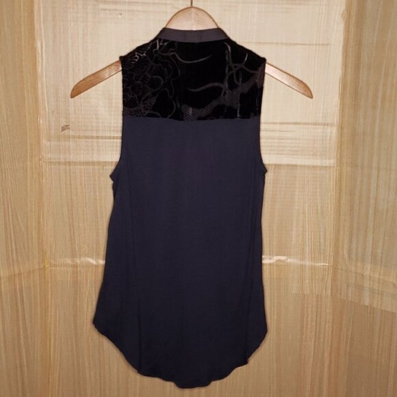 Anthropologie Tiny Blue Velvet Mixed Material Sleeveless Sequin Top Small - Picture 2 of 9
